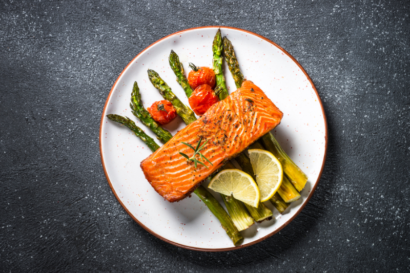 Lemon & Garlic Baked Salmon with Roasted Asparagus and Cherry Tomatoes | Our Cow